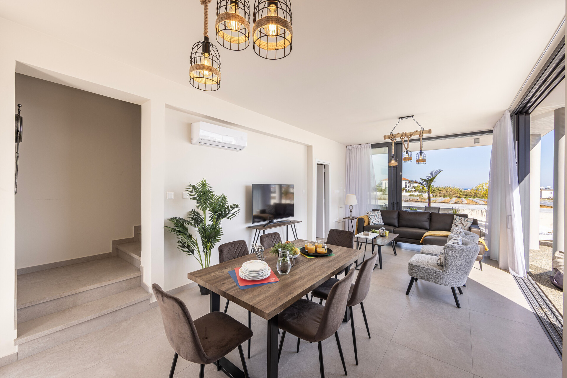 Charming Villa Retreat in Paralimni 1588