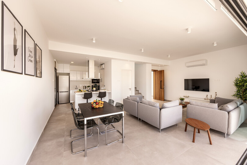 Cozy Family Home in Paralimni with Modern Design, 1590
