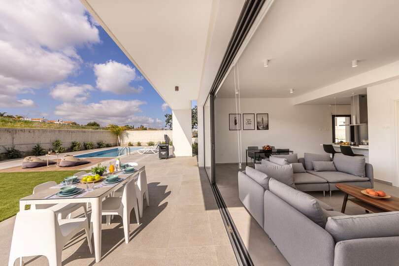 Cozy Family Home in Paralimni with Modern Design, 1590