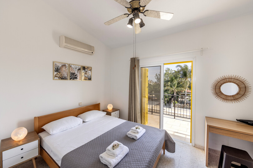 Charming 3 Bedroom Villa in Sotira with Pool, 1338