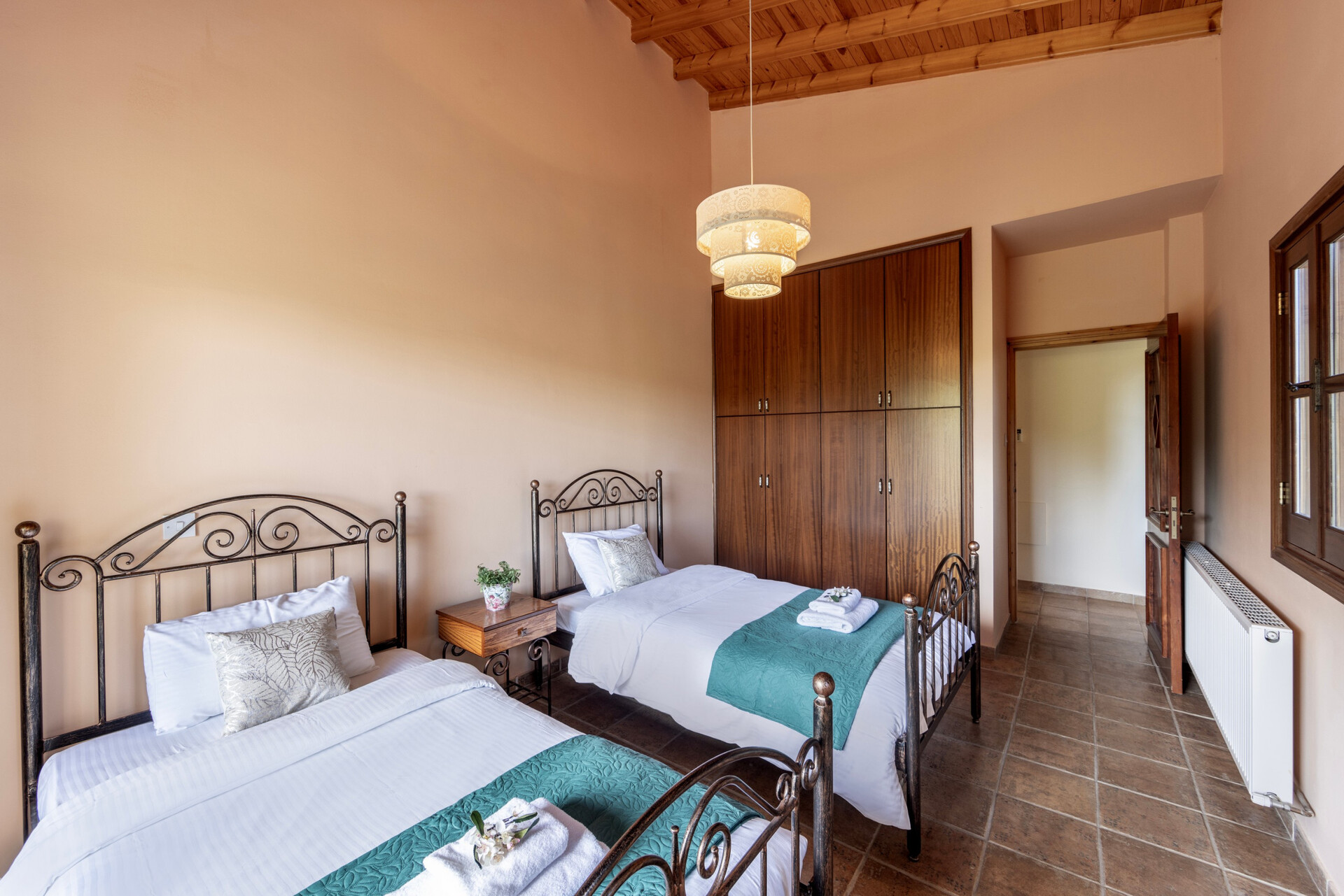The Enchanting 4 Bedroom Villa in Pedoulas, 1005