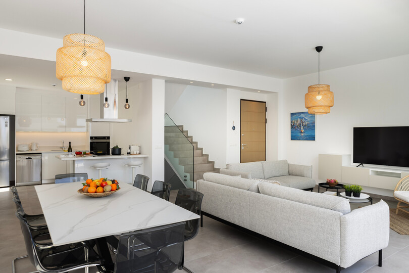 Tranquil Oasis: 6 Bedroom Villa in Protaras, 1727