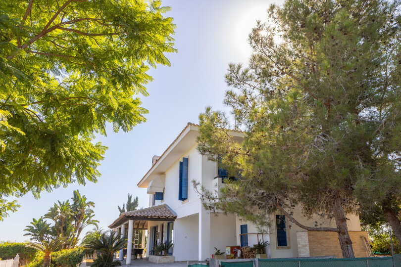 Modern 4 Bedroom Villa Oasis in Ayia Napa, 1396