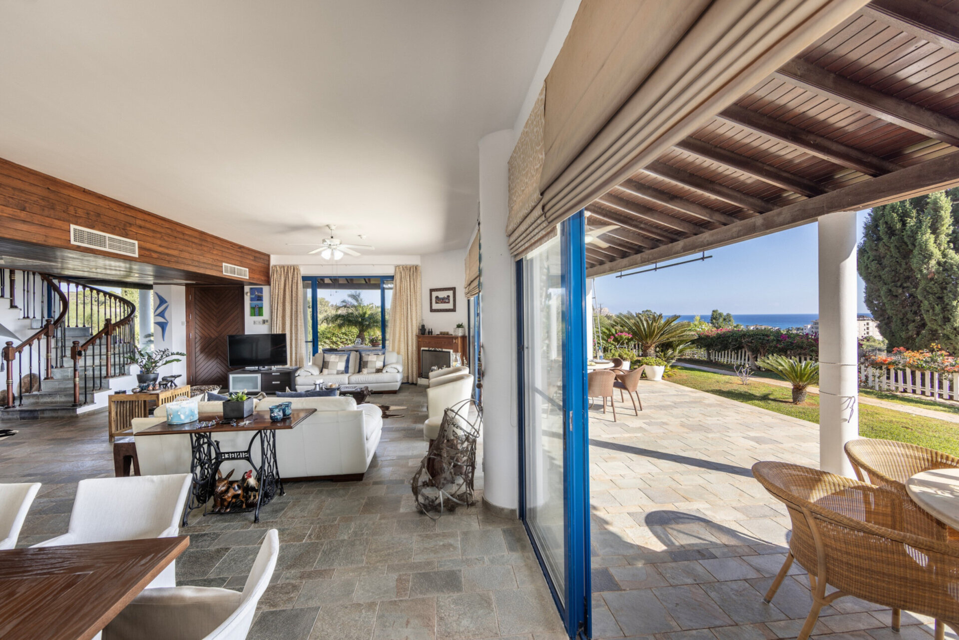 Modern 4 Bedroom Villa Oasis in Ayia Napa, 1396