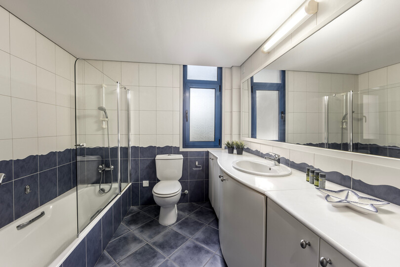 Modern 4 Bedroom Villa Oasis in Ayia Napa, 1396