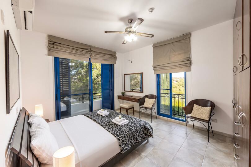Modern 4 Bedroom Villa Oasis in Ayia Napa, 1396