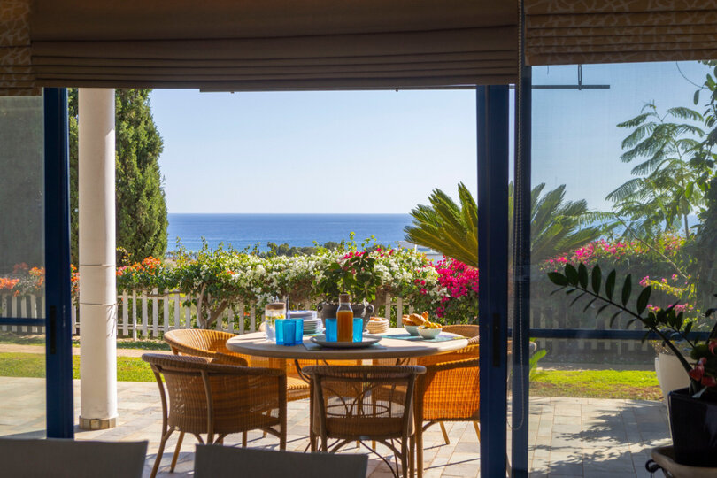 Modern 4 Bedroom Villa Oasis in Ayia Napa, 1396