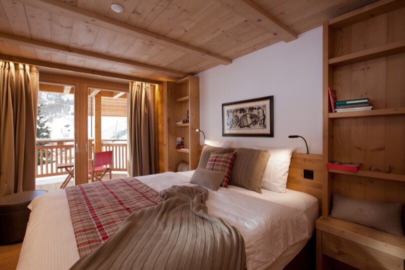 A Luxurious Alpine Escape 1203