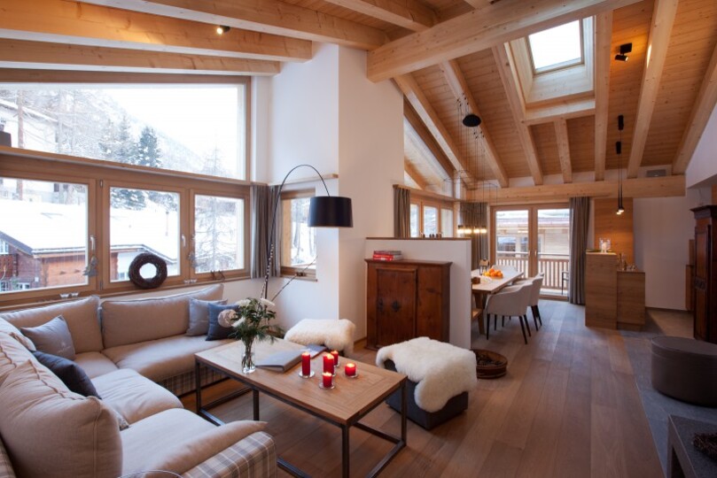 Matterhorn Gazes, Luxury Embraces 1000