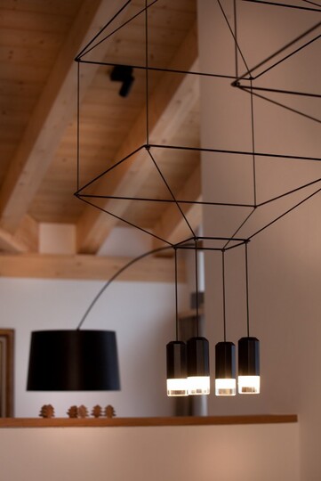 Matterhorn Gazes, Luxury Embraces 1000