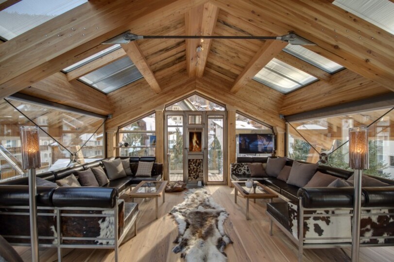 Elevated Elegance with a View of the Matterhorn, Valais Chalet 1012