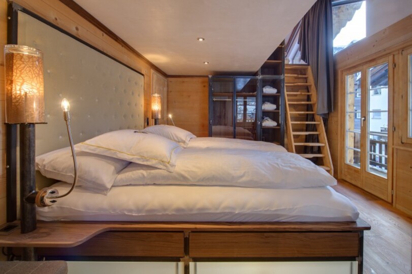 Elevated Elegance with a View of the Matterhorn, Valais Chalet 1012