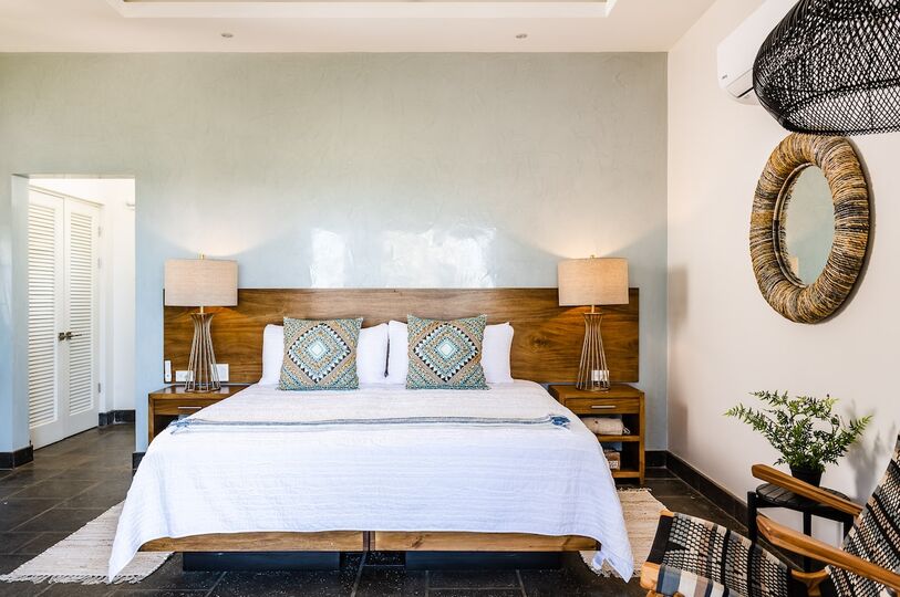 Experience Luxury at Guanacaste Province 1000