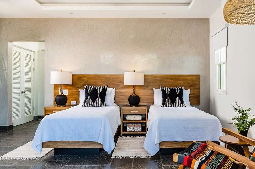 Experience Luxury at Guanacaste Province 1000
