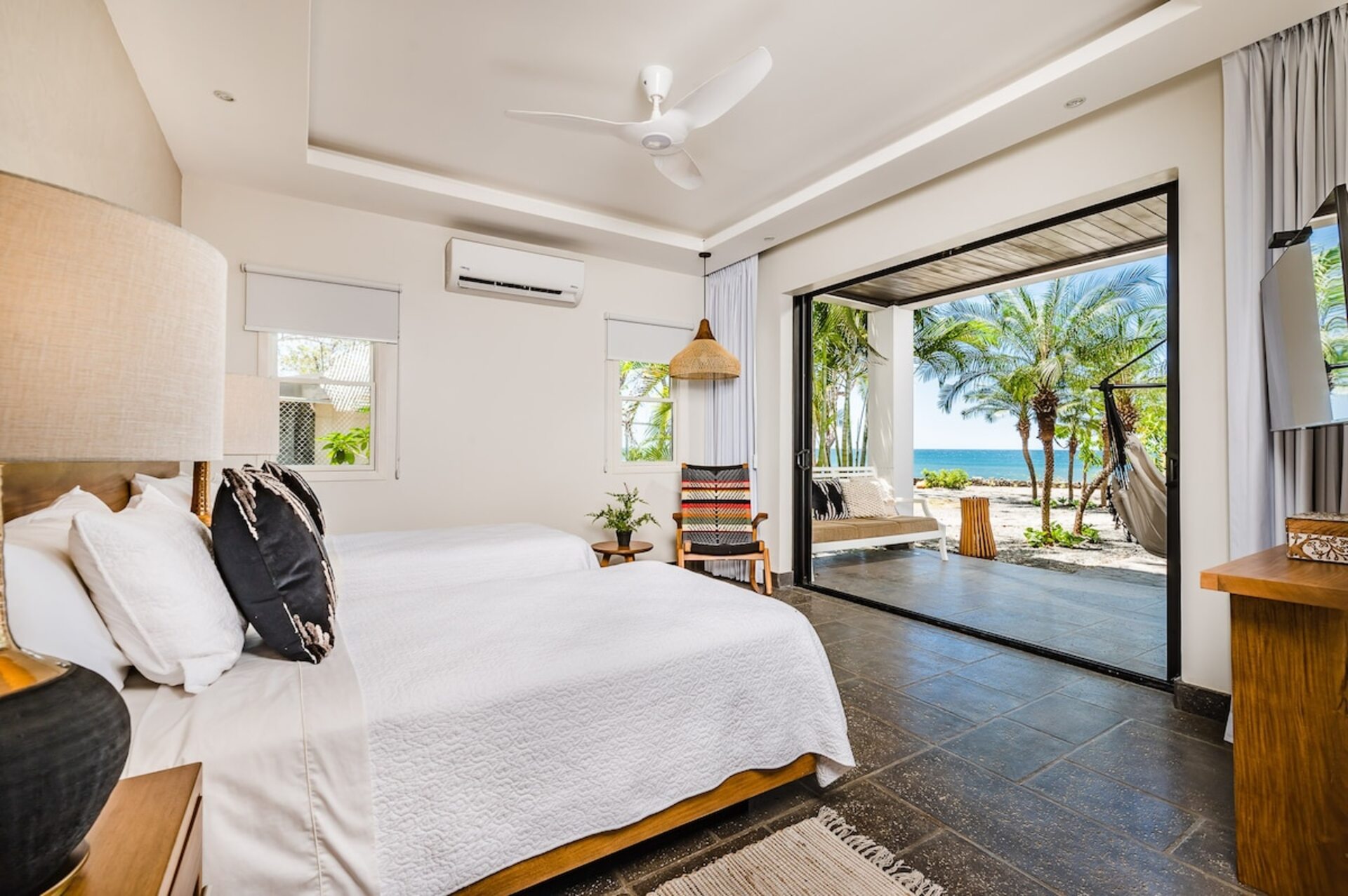 Experience Luxury at Guanacaste Province 1000