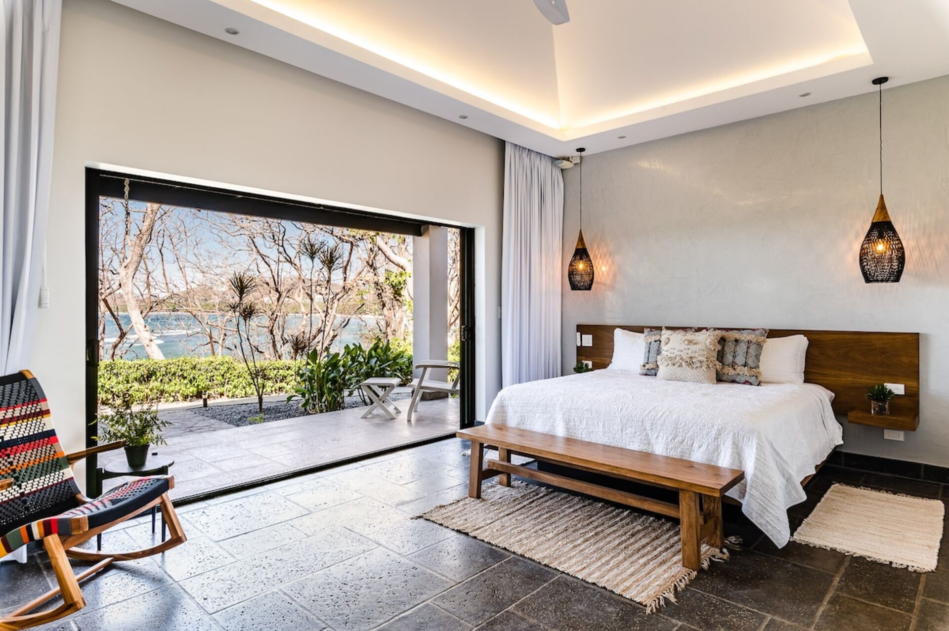 Experience Luxury at Guanacaste Province 1000