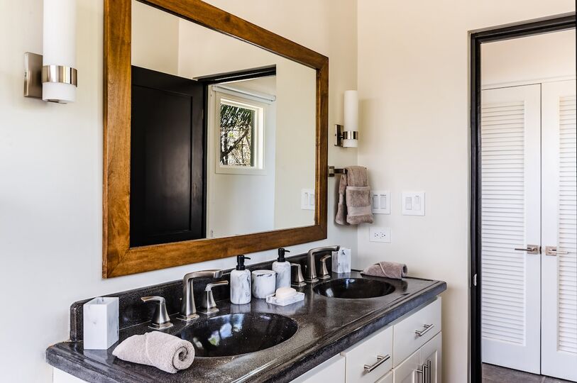 Experience Luxury at Guanacaste Province 1000