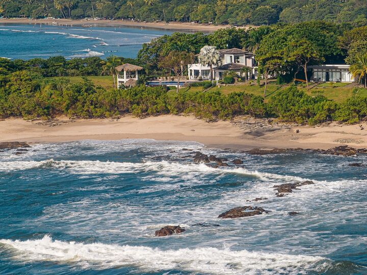 Experience Luxury at Guanacaste Province 1000