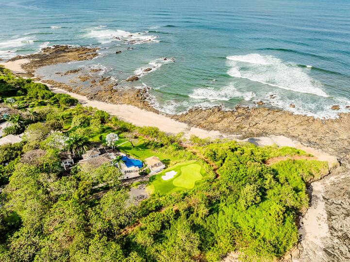 Experience Luxury at Guanacaste Province 1000