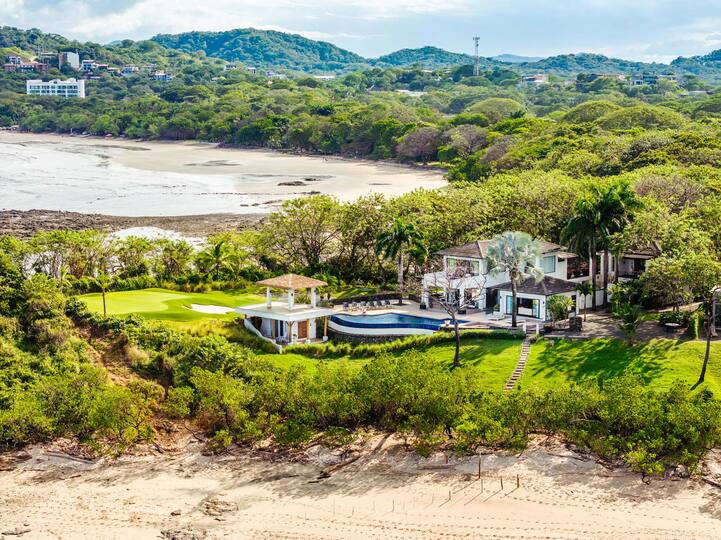 Experience Luxury at Guanacaste Province 1000
