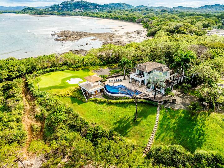 Experience Luxury at Guanacaste Province 1000