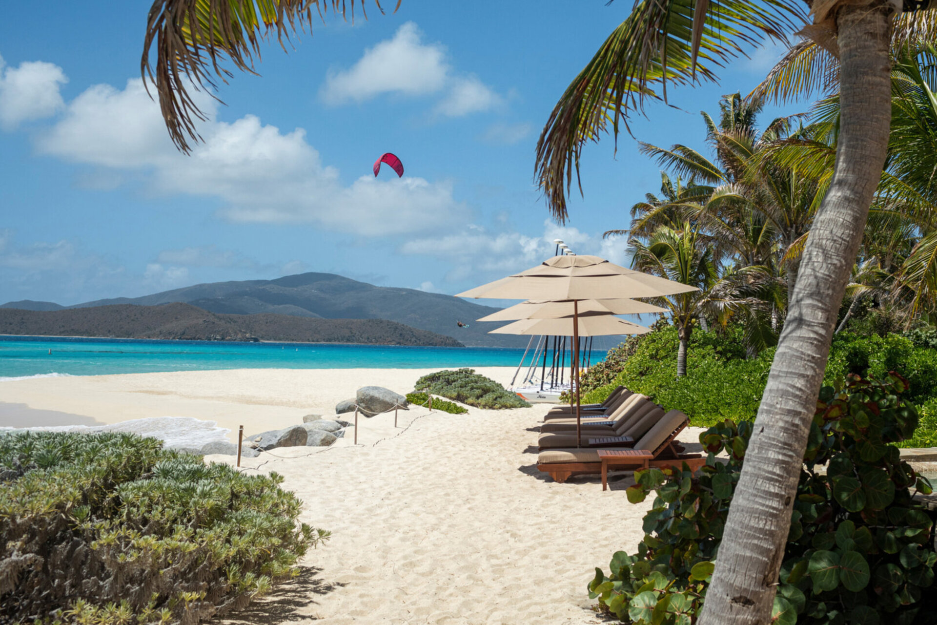 A Hidden Paradise in the Virgin Islands – 1001