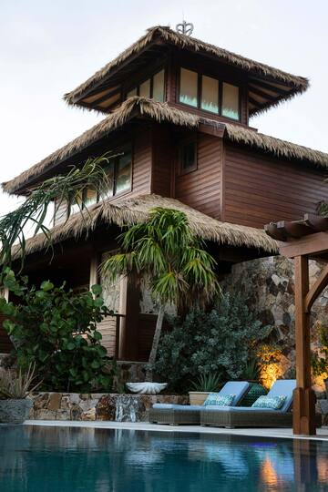 Oceanfront Haven in the Virgin Islands – 1002