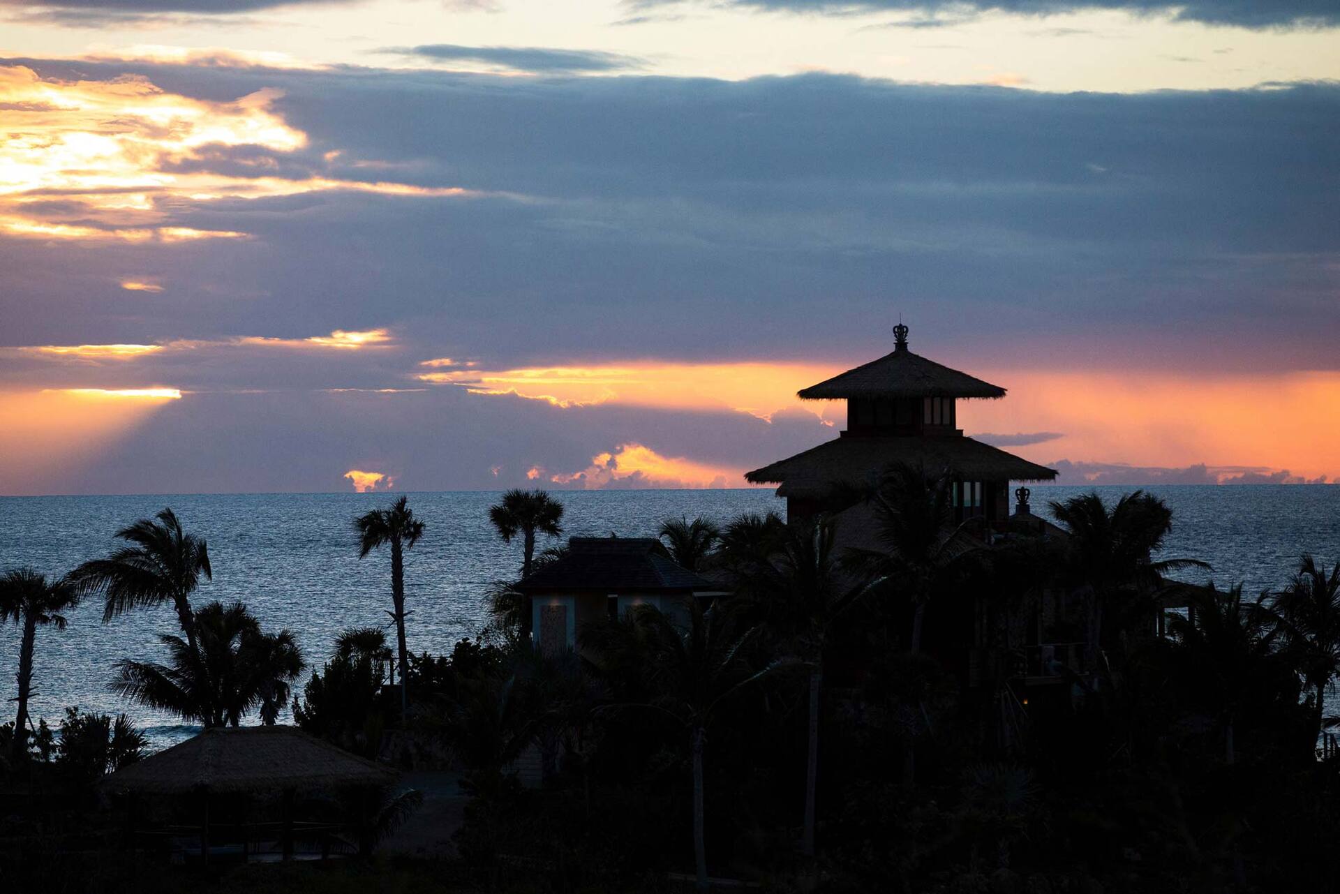 Oceanfront Haven in the Virgin Islands – 1002