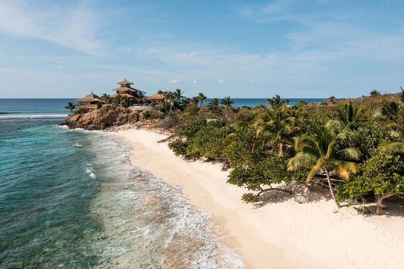 Oceanfront Haven in the Virgin Islands – 1002