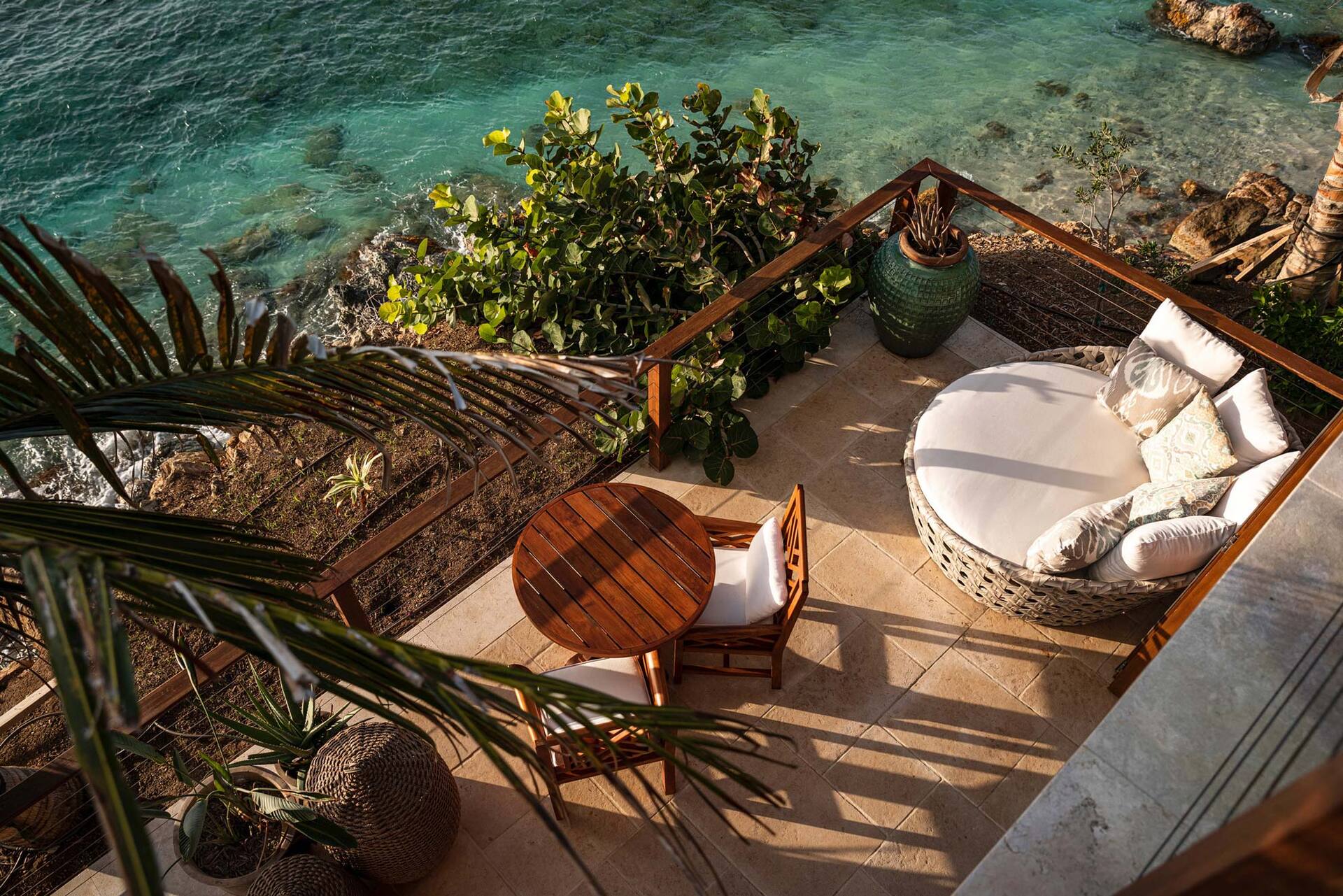 Oceanfront Haven in the Virgin Islands – 1002