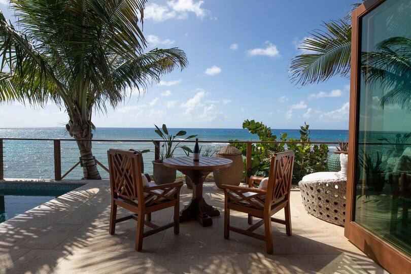 Oceanfront Haven in the Virgin Islands – 1002