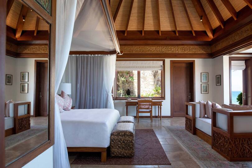 Oceanfront Haven in the Virgin Islands – 1002