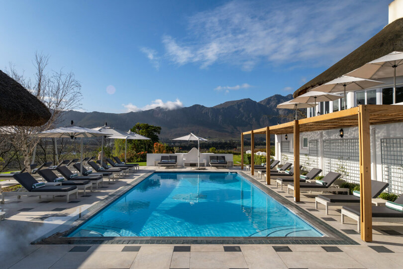 Breathtaking Views & Tranquil Luxury at Mont Rochelle, 1027
