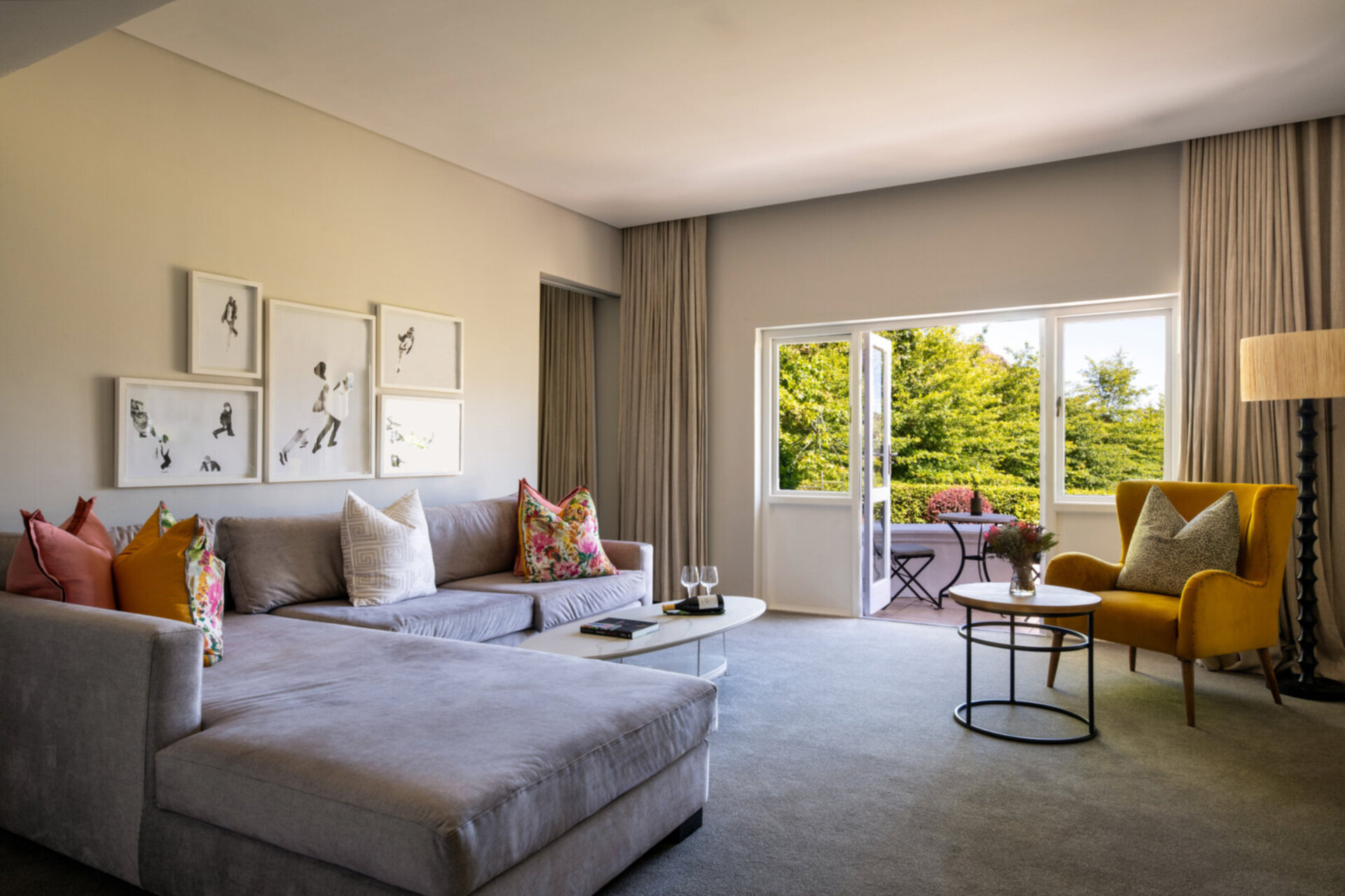 Breathtaking Views & Tranquil Luxury at Mont Rochelle, 1027