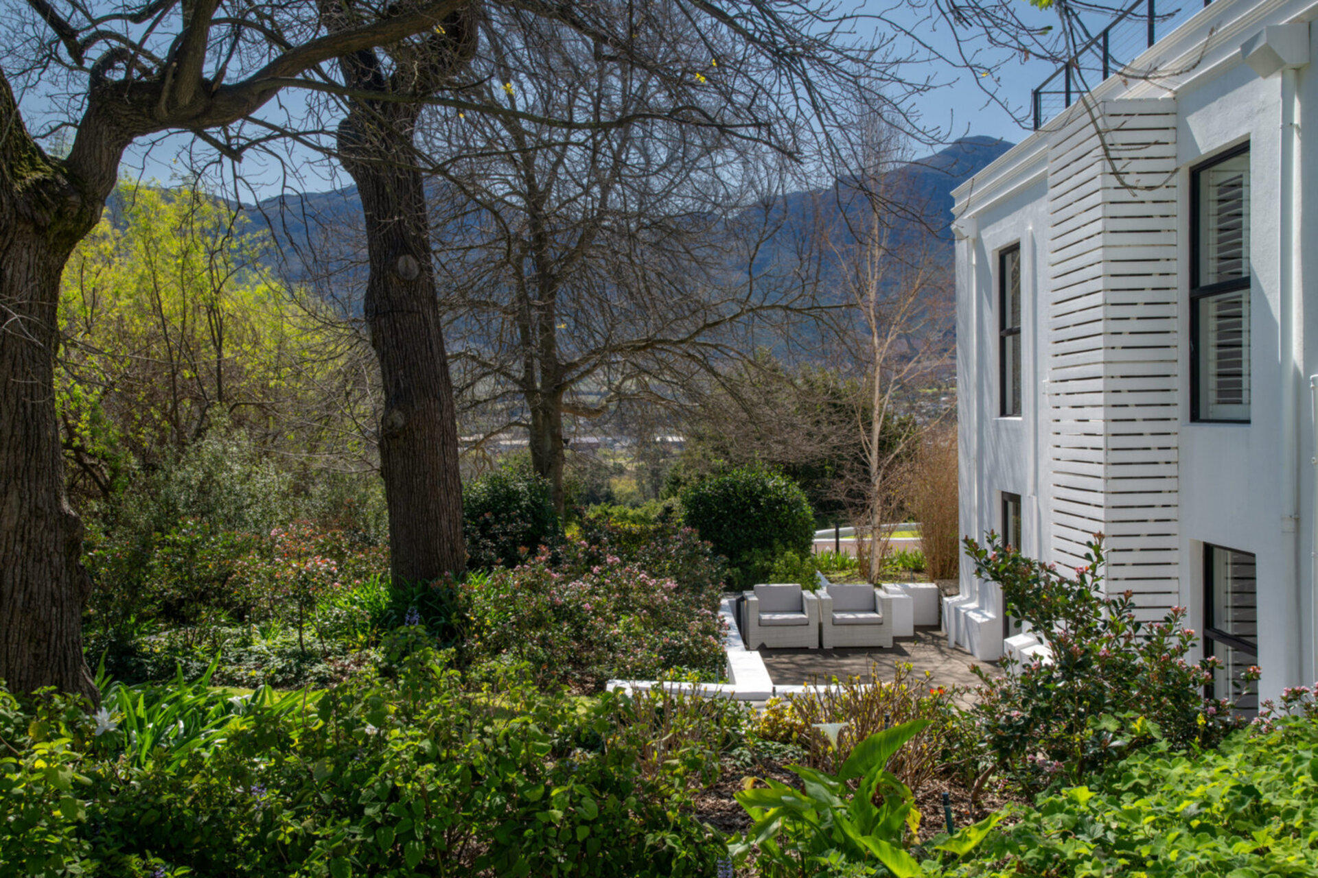 Mont Rochelle – A Luxurious Escape in Franschhoek, 1028
