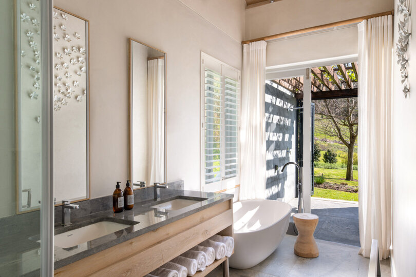 Mont Rochelle – A Luxurious Escape in Franschhoek, 1028