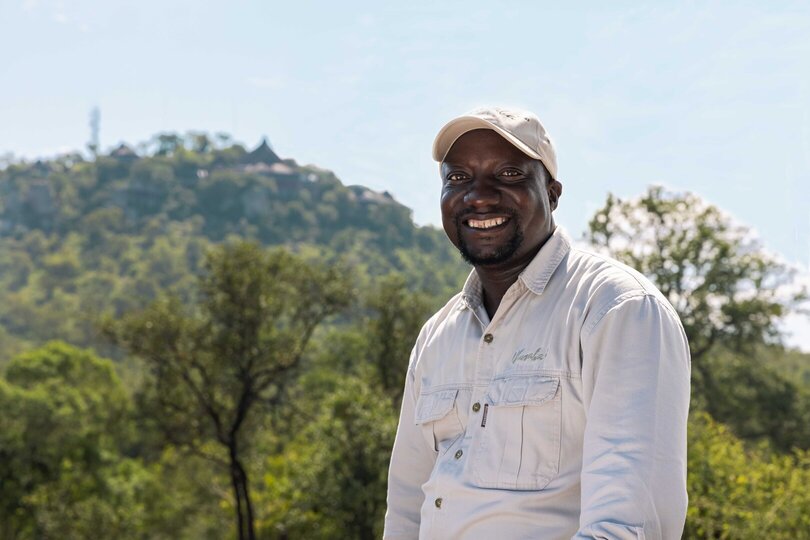 Ulusaba_Cliff 1030