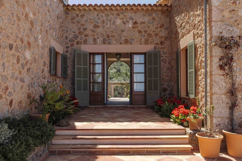 Mediterranean Escape Villa 1032