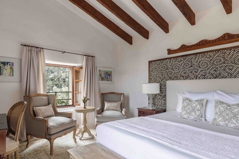 Mediterranean Escape Villa 1032
