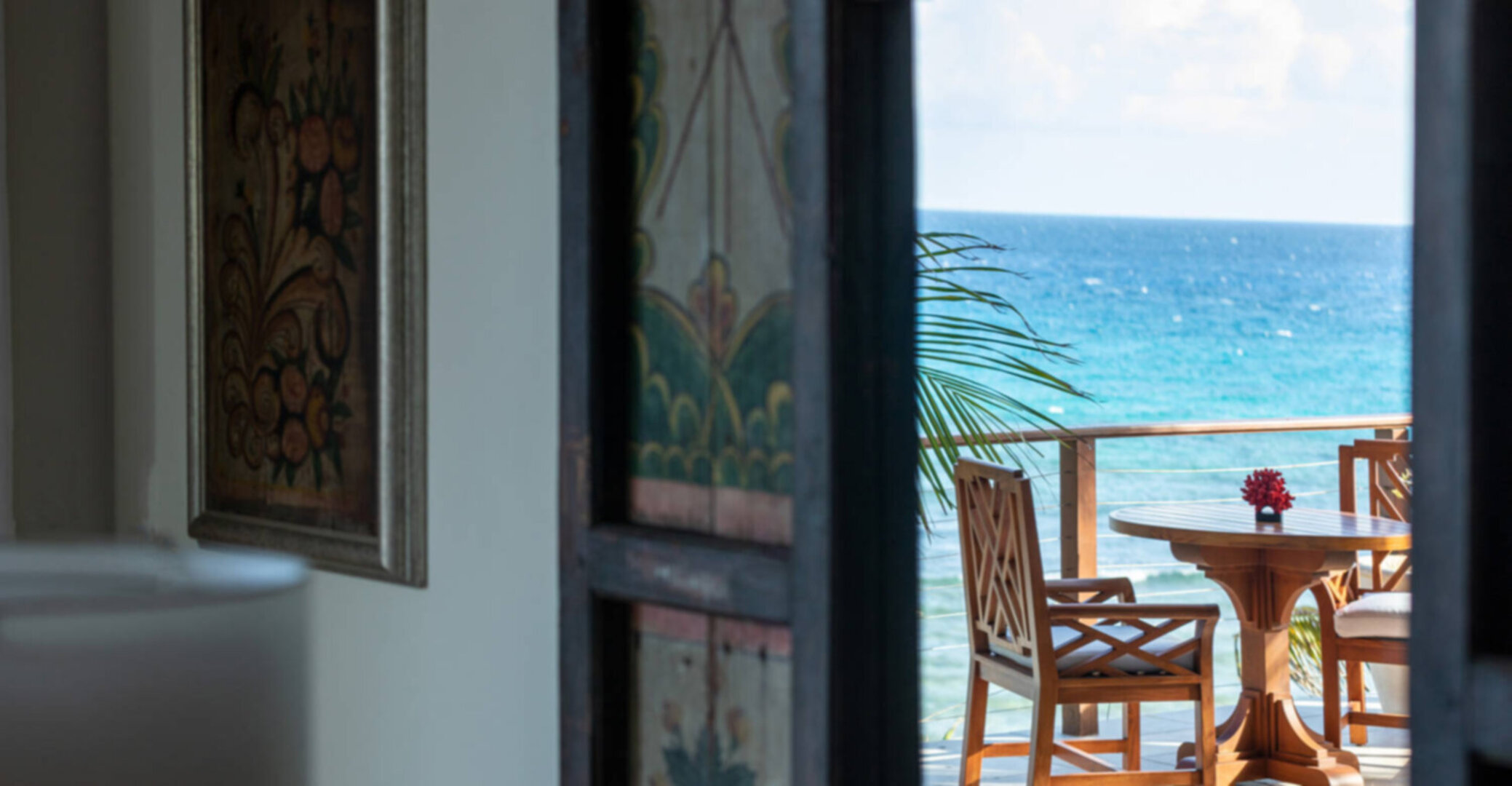 Ocean Breeze Balinese Suite 1008