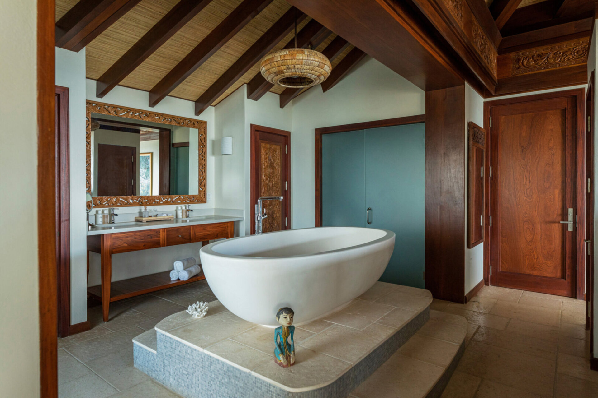 Ocean View Retreat Suite 1009