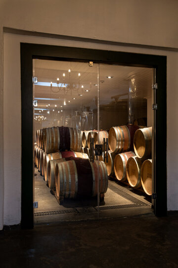 Viognier Room 1063