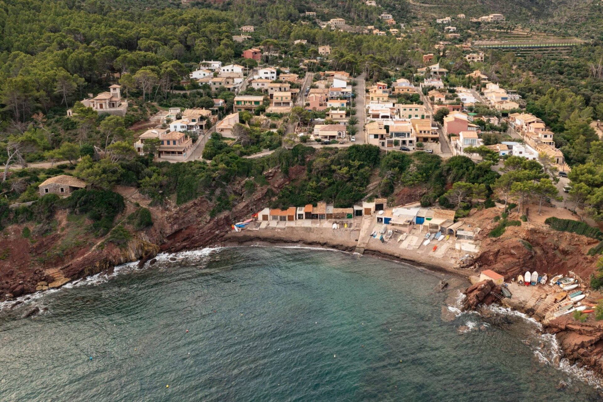 Eagle’s Point Luxury Villa with Mediterranean Views 1060