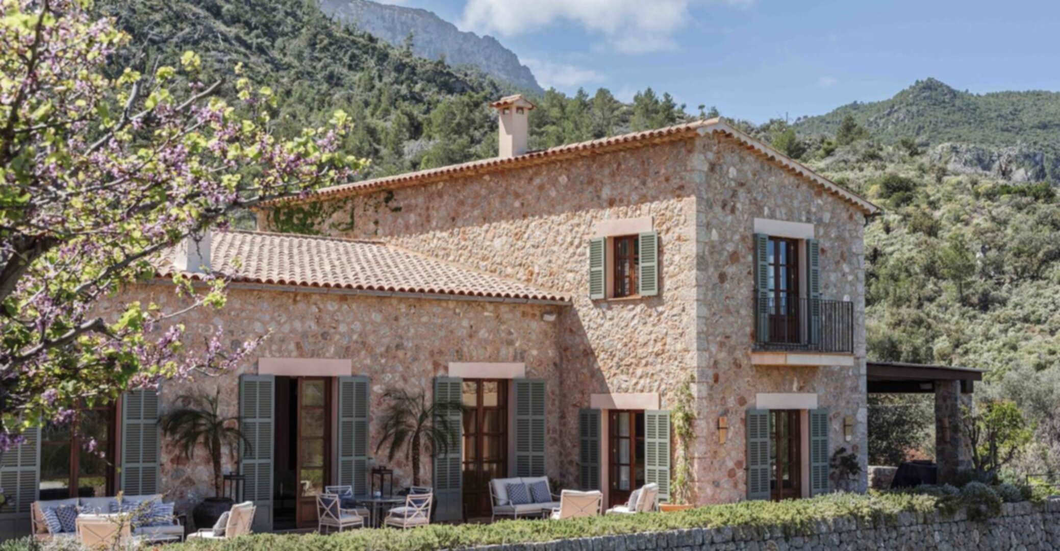 Red Earth Villa with Sea Views & Private Pool 1061