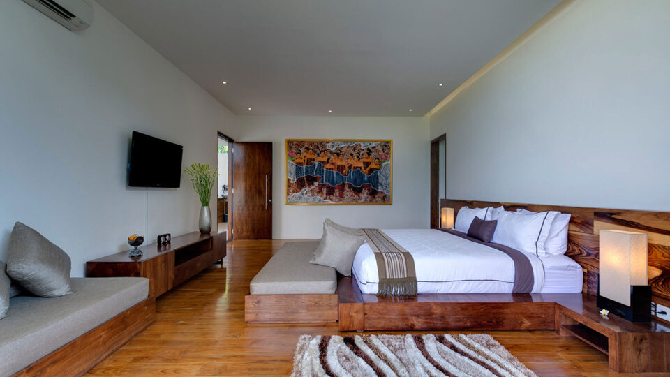 Guest bedroom 1