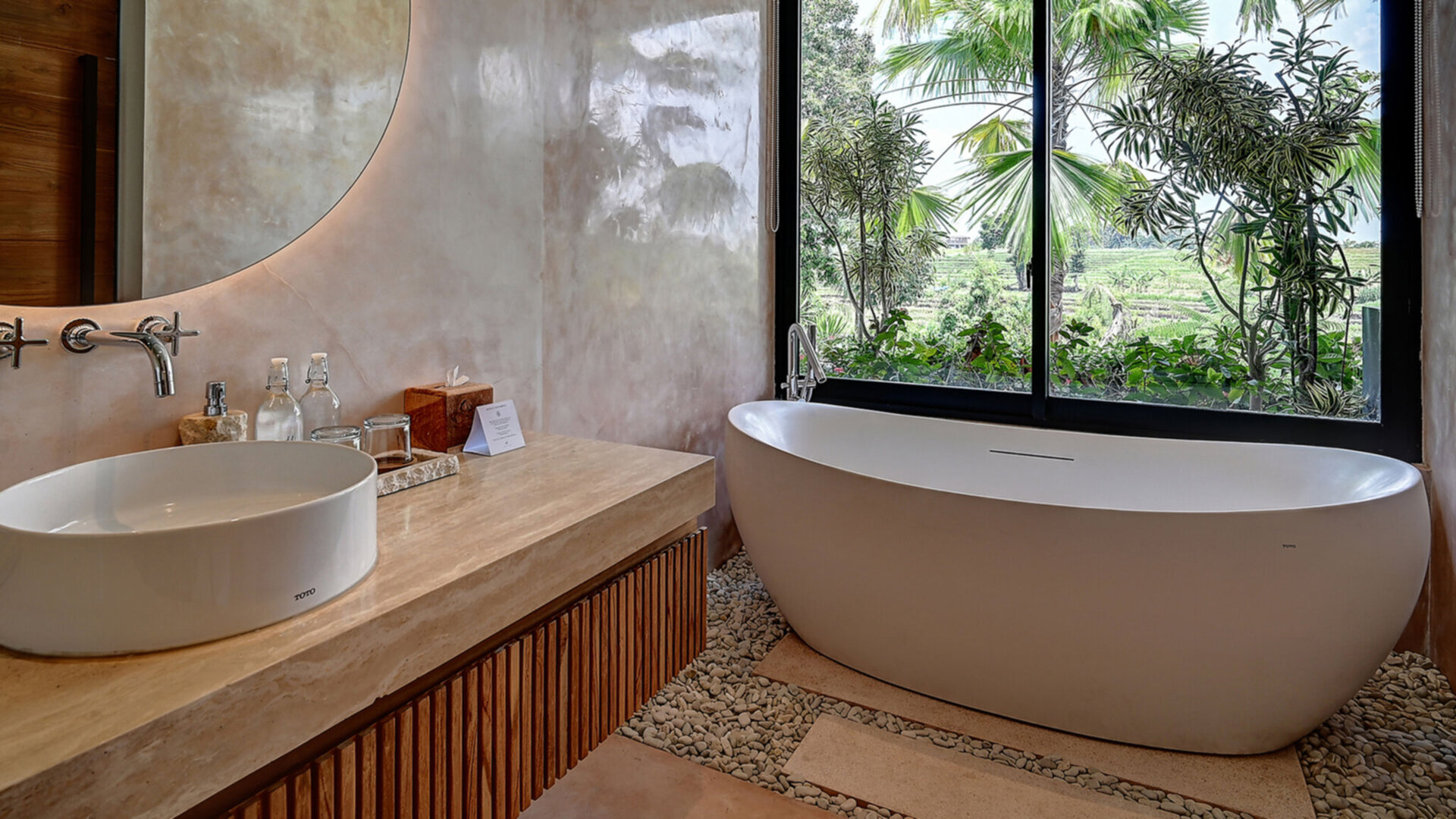 Elegant Luxurious bathroom