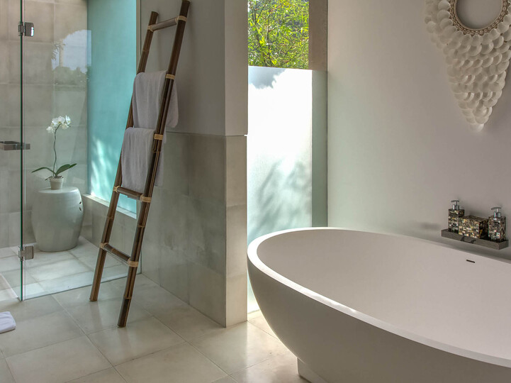 Master bedroom ensuite