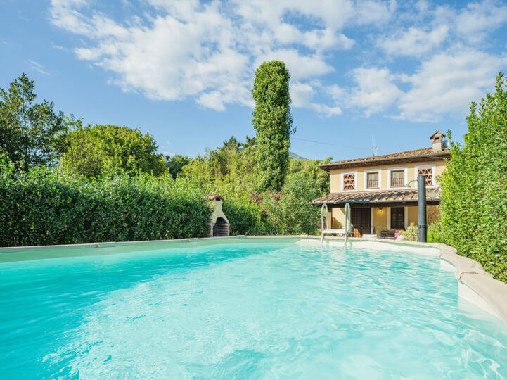 Luxurious 4 Bedroom Villa, Lunigiana and surroundings Villa 1005, Camaiore, Italy