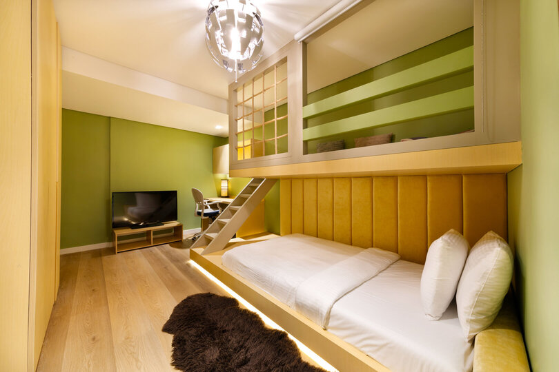 5 Star Villa Crownstone – A Rooftop Marina Haven