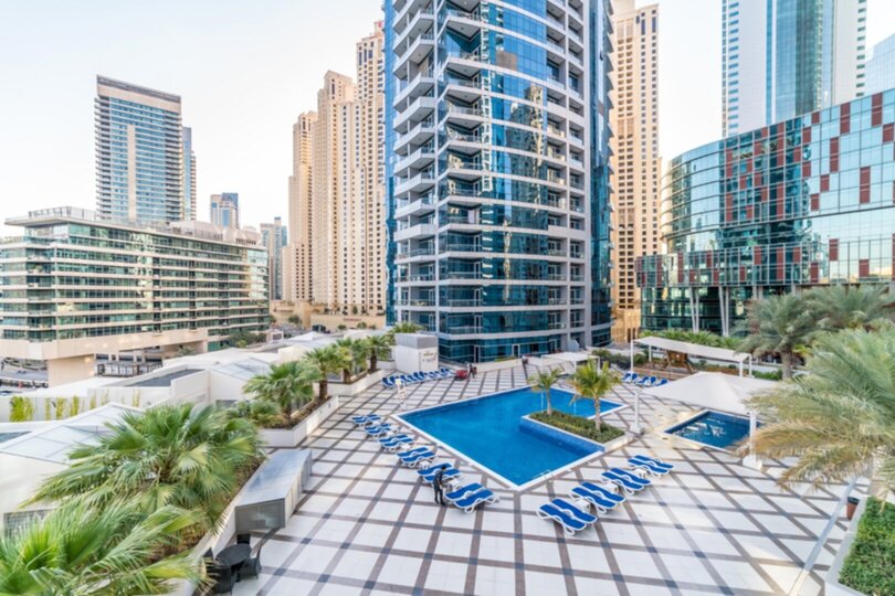5 Star Villa Crownstone – A Rooftop Marina Haven